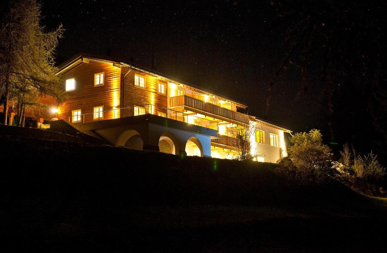 Chasa Al Battaporta Otel Tschierv Dış mekan fotoğraf